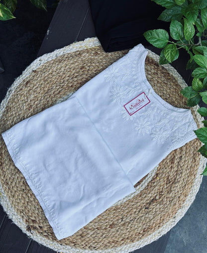 Zeba Cuts- White