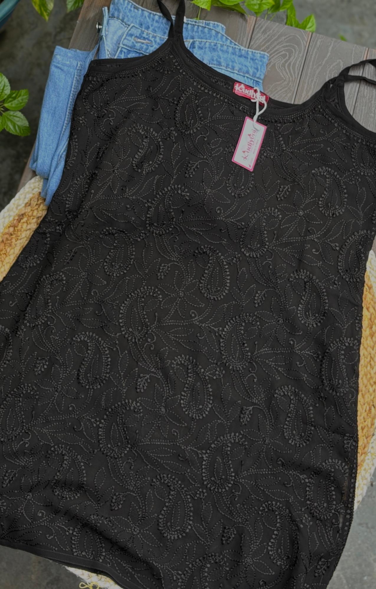 Shaista-Black